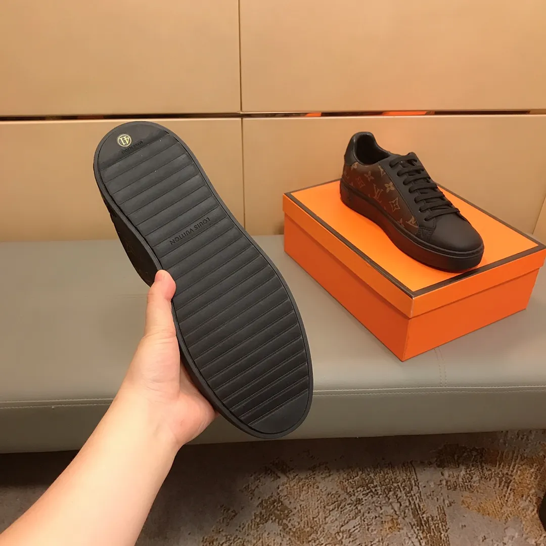 Factory price 380 💎💎👟 (LV Louis Vuitton) New men's casual shoes [proud] hot style, imported special embossed fabric, comfortable pigskin lining, wear-resistant rubber outsole, if you are still worried about wearing matching shoes, then this shoe is your best choice! Code number: 38-44